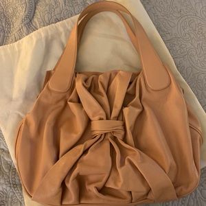 Sobella leather handbag 👜